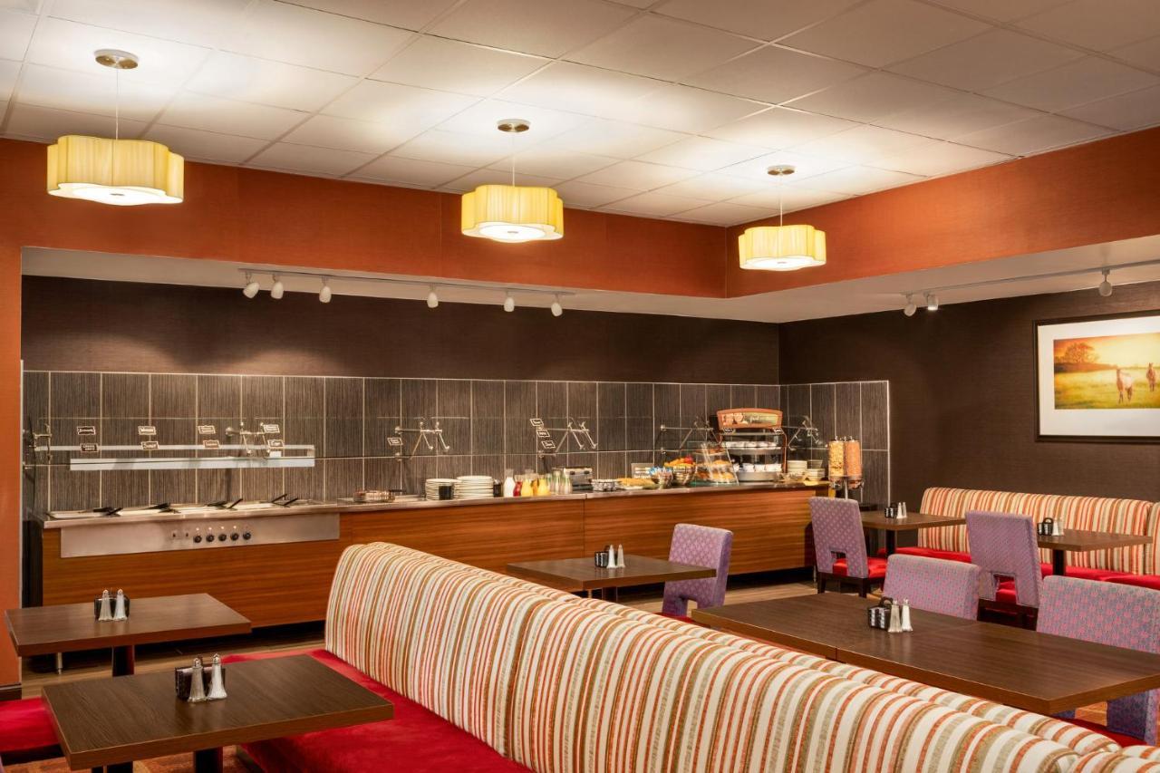 Holiday Inn Louisville East - Hurstbourne By Ihg Exterior photo