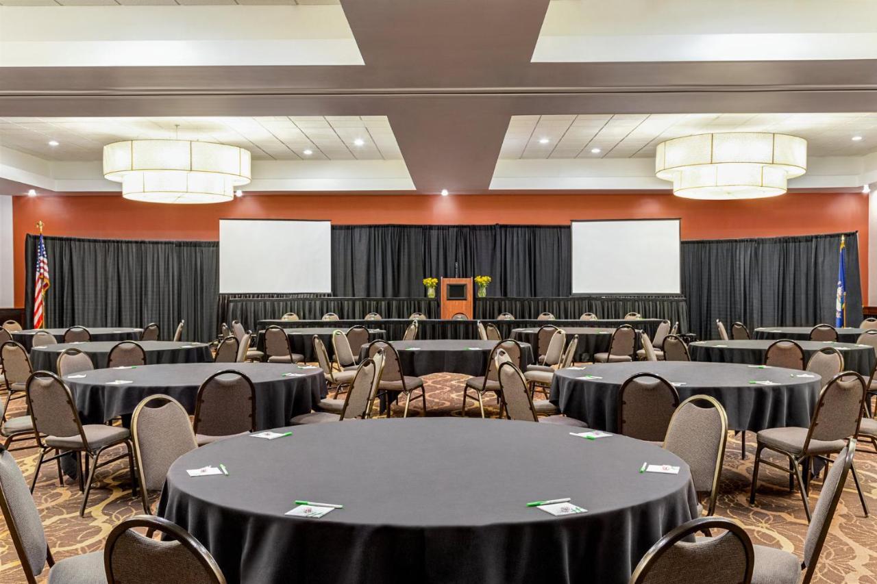 Holiday Inn Louisville East - Hurstbourne By Ihg Exterior photo